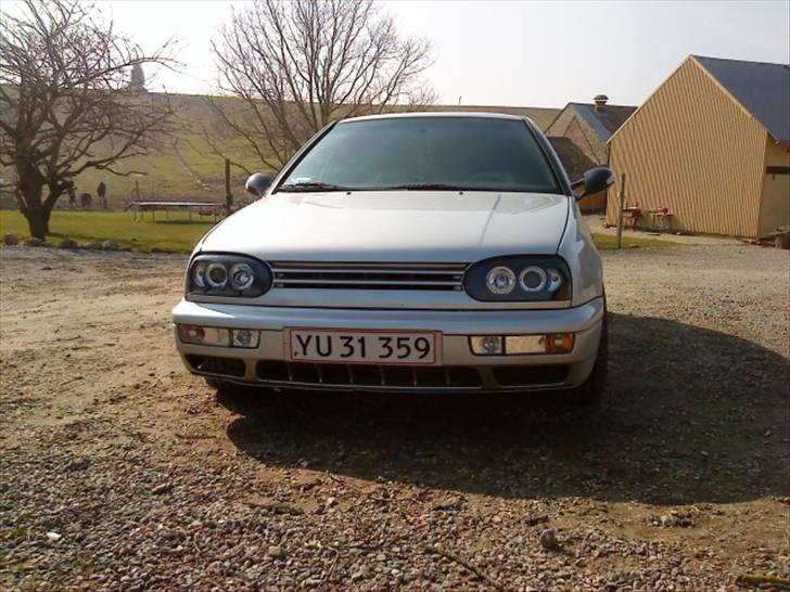 VW Golf 1,9 TDI "soglt" - Hjemme ved en kammerat. :D billede 10