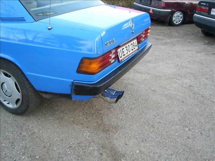 Mercedes Benz 190 e byttet billede 3