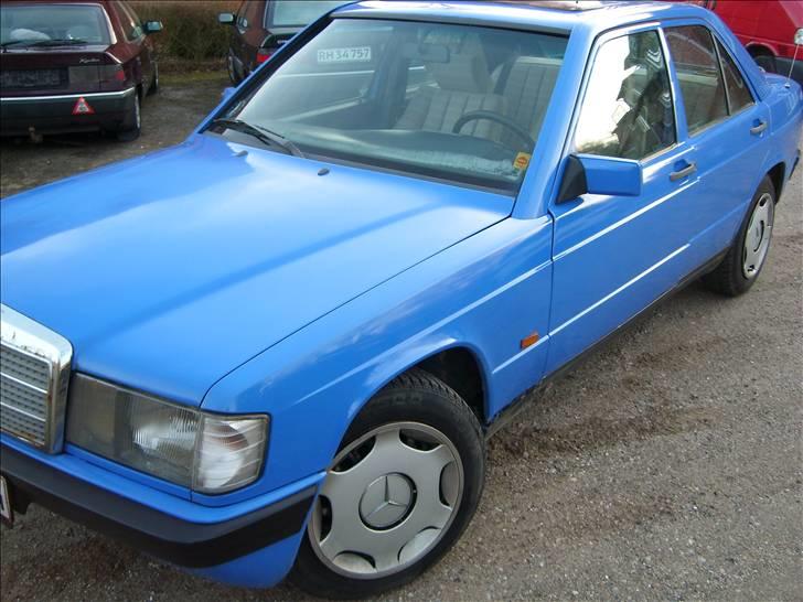 Mercedes Benz 190 e byttet billede 4