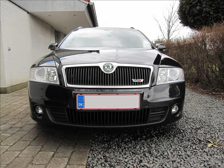 Skoda Octavia RS TDI (Familiecontaineren) - Er total vil med den snude. billede 3