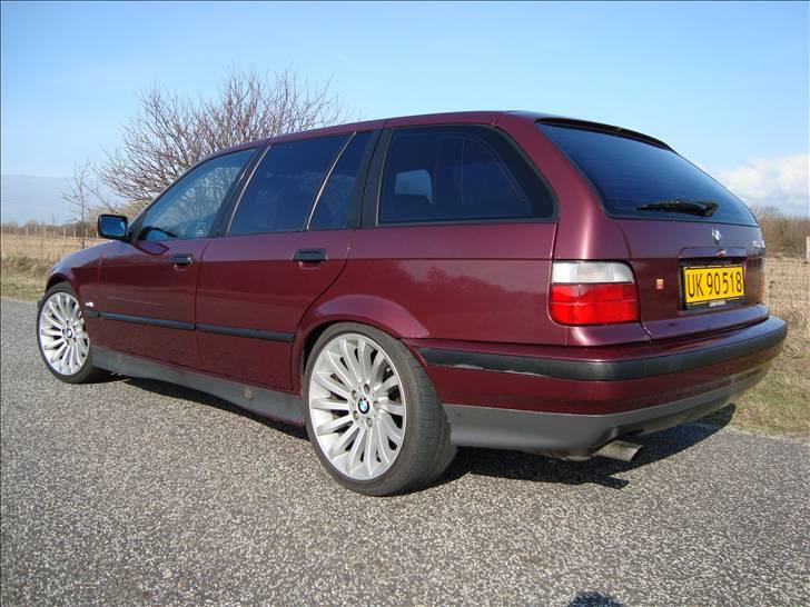 BMW 323i Touring Solgt - Nye fælge.. :) billede 8