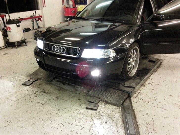 Audi A4 / S4 - Skinner noget :) billede 1