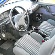 Mazda 323 1,6i bg (solgt)