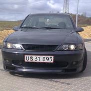 Opel Vectra B 2.5 V6 CD