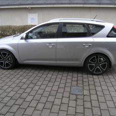 Kia Ceed Exclusive SW 2010 *Solgt*