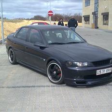 Opel Vectra B 2.5 V6 CD