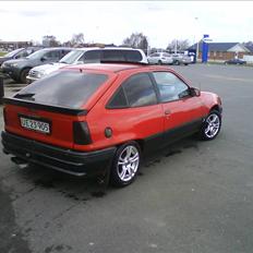 Opel Kadett **Byttet til E36**
