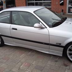 BMW e36 320 i Coupé