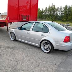 VW Bora V5 Highline @ SOLGT