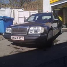 Mercedes Benz E 260  W124 Solgt