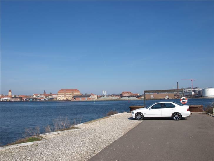 BMW e36 316i SOLGT billede 6