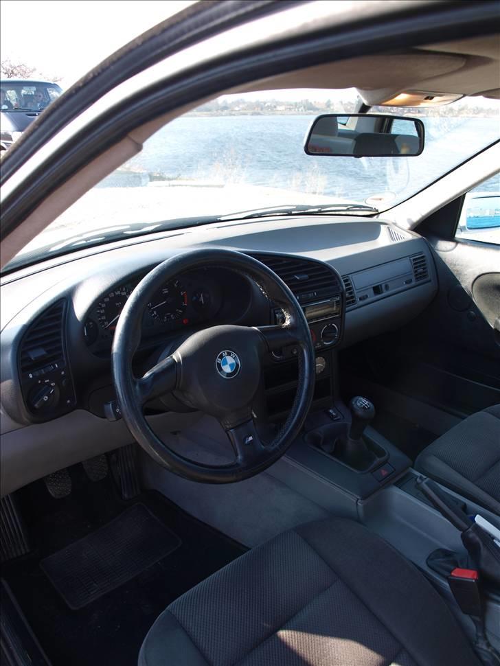 BMW e36 316i SOLGT billede 10