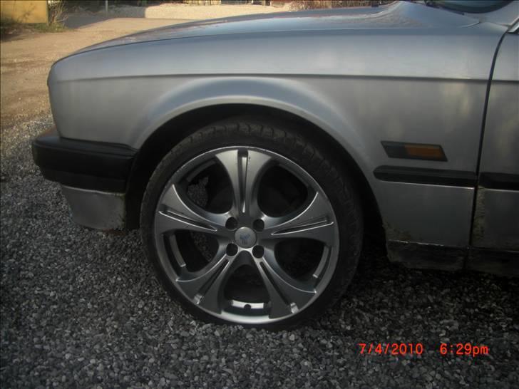 BMW 320i e30  billede 14