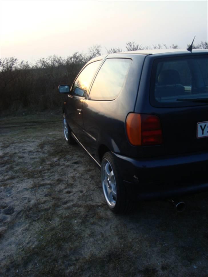 VW Polo 1,6 - 6n  [SOLGT] billede 5