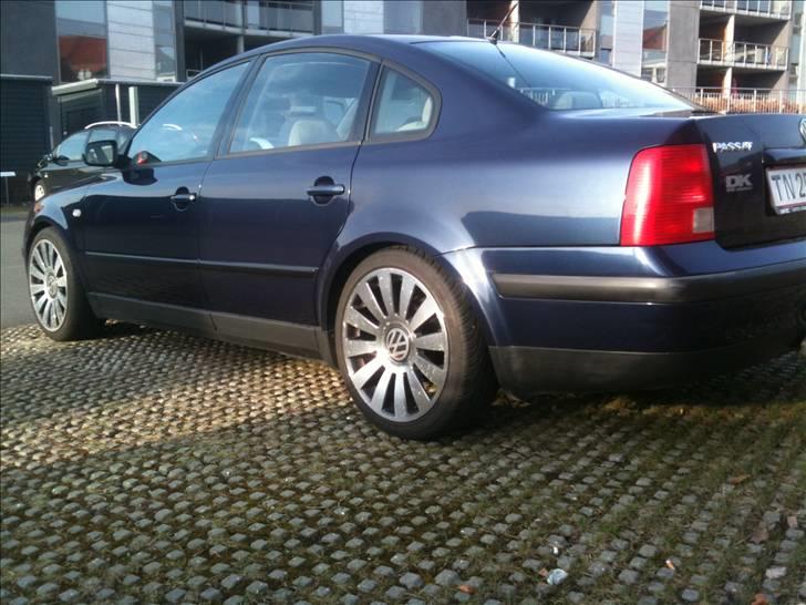 VW Passat 1,8i (solgt) billede 3