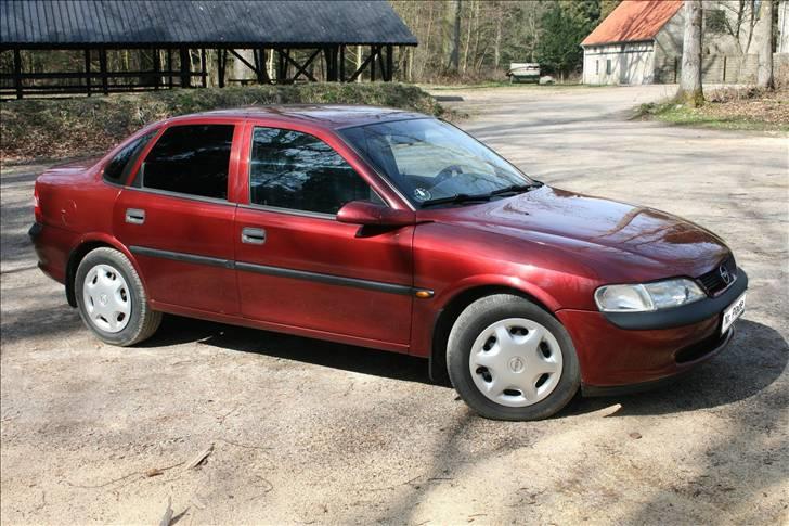 Opel Vectra B (Solgt) billede 3