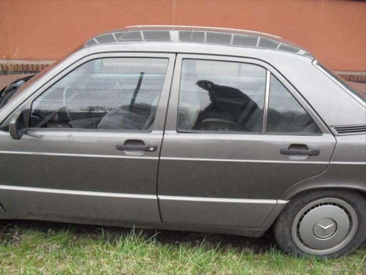 Mercedes Benz 190 E 2.6 ( SOLGT ) - udgangspunk i 2007 billede 13