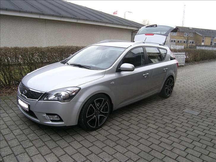 Kia Ceed Exclusive SW 2010 *Solgt* billede 1