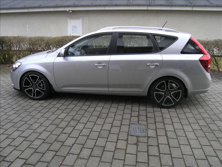 Kia Ceed Exclusive SW 2010 *Solgt* billede 3