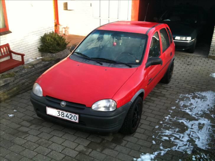 Opel Corsa B solgt - vinter billede  billede 4