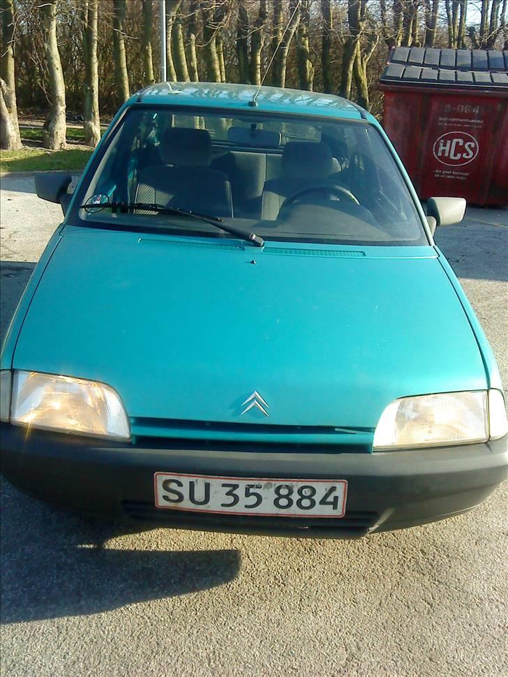 Citroën AX 1,1 i - 3 døres - Forenden (: billede 9