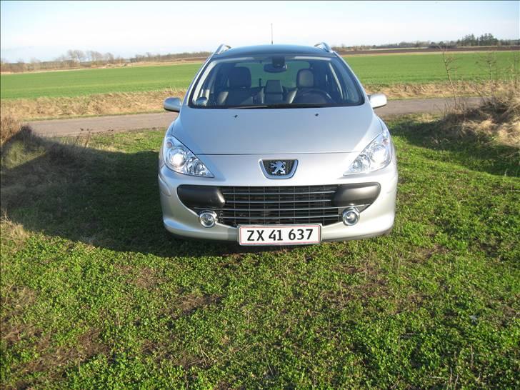 Peugeot 307 sw 2.0 HDI GRIFFE billede 2