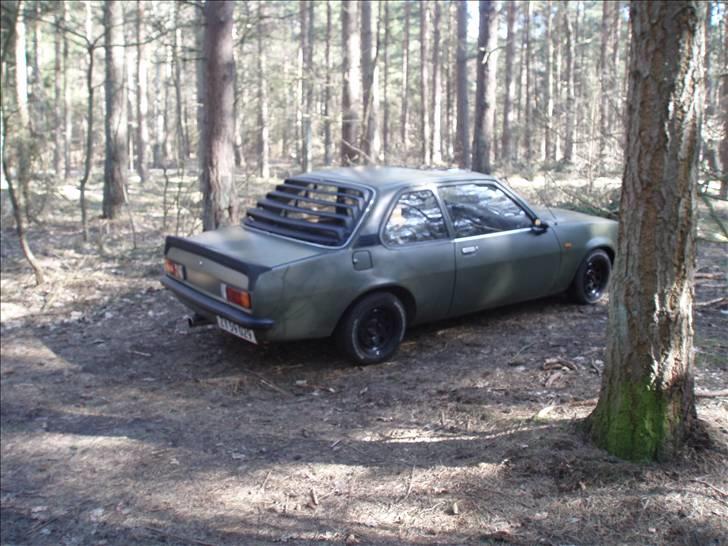 Opel Ascona B - solgt billede 13