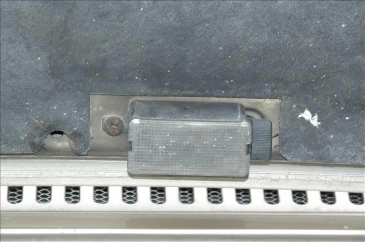 Volvo 745 R.I.P - Og til en volvo skal der da være lys i motor rummet billede 15