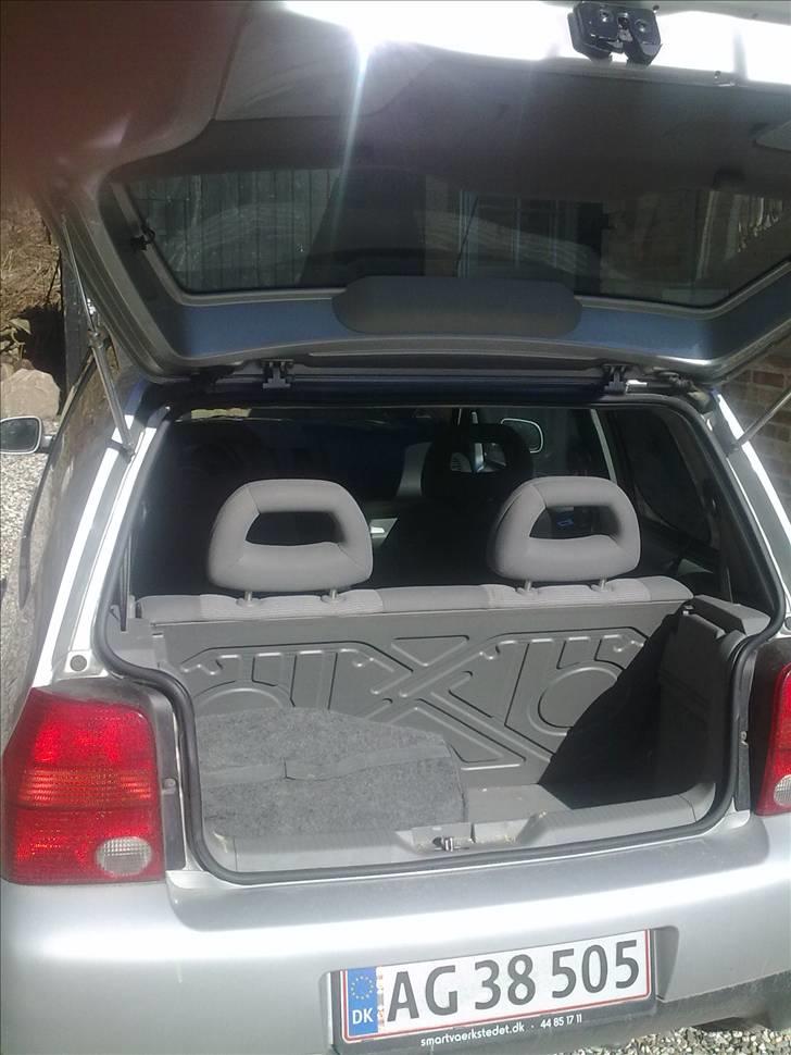 VW Lupo 1,2 TDI 3L - Det gigantiske baggagerum billede 14