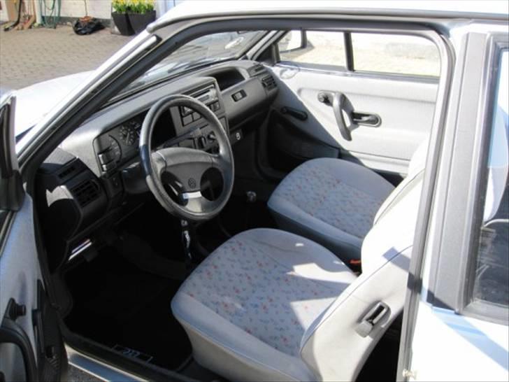 VW polo coupe SOLGT billede 13