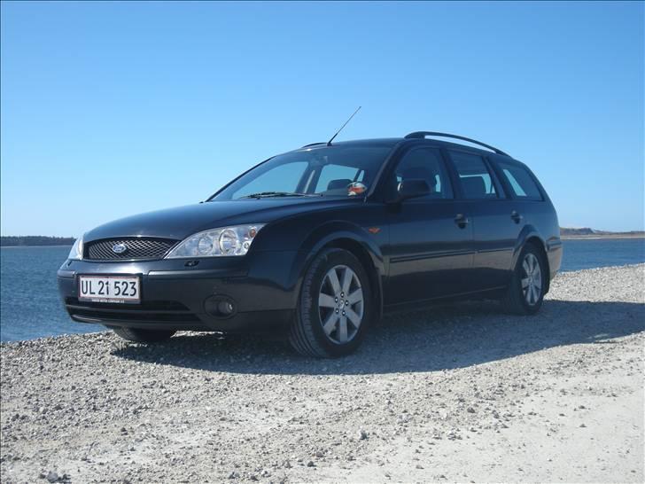 Ford Mondeo 2,0  Trend st. car - familie ræseren.... billede 1
