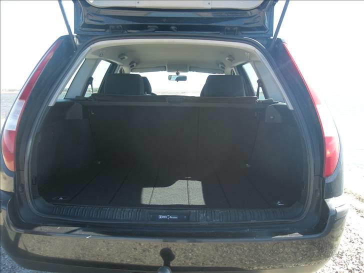 Ford Mondeo 2,0  Trend st. car - dejligt med plads billede 11