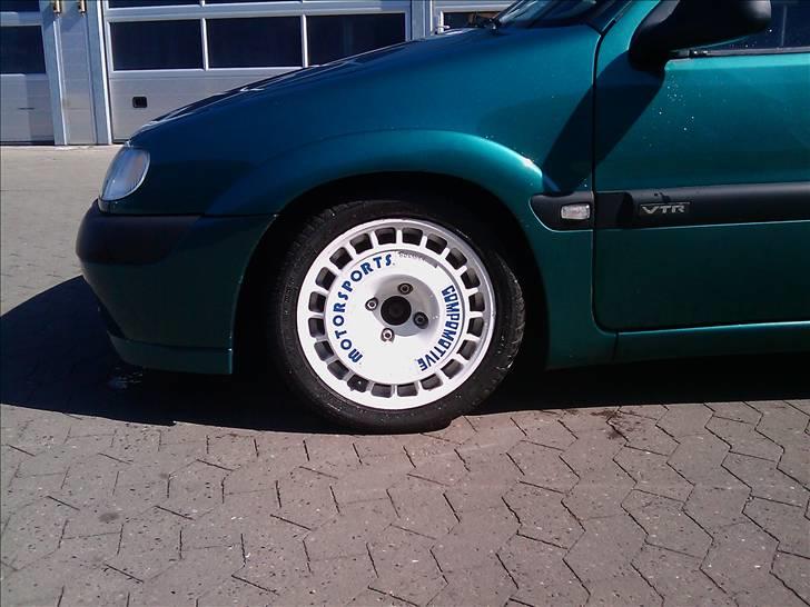 Citroën Saxo 1,6 VTR 17" billede 5