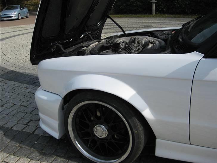 BMW E30 Cab (solgt) billede 5