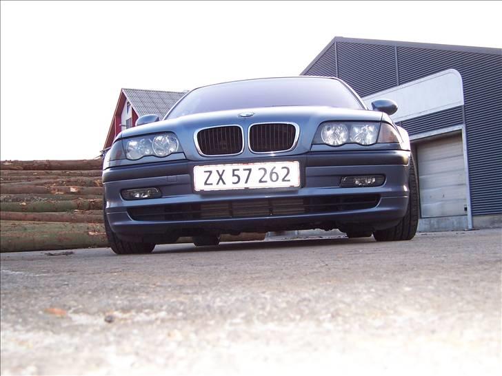 BMW 320d billede 4