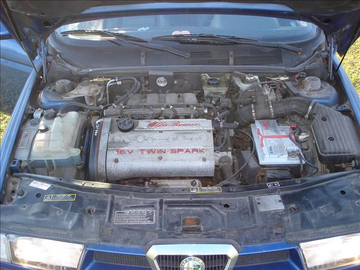 Alfa Romeo 155 2.0 TS          billede 13
