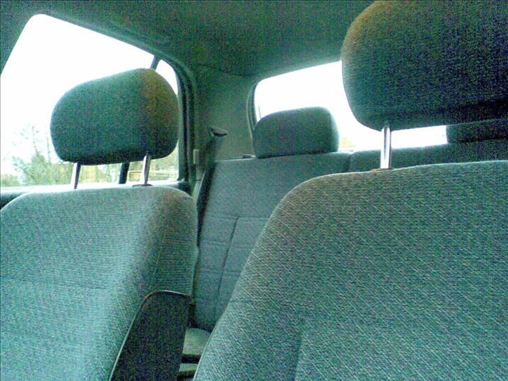 Nissan Sunny 1,4i Jubilee HB billede 3