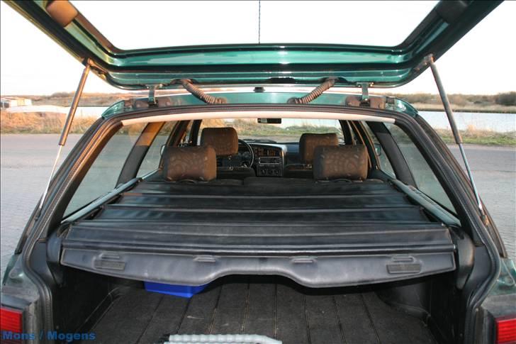 VW Passat 1,8 I  * SOLGT * billede 15