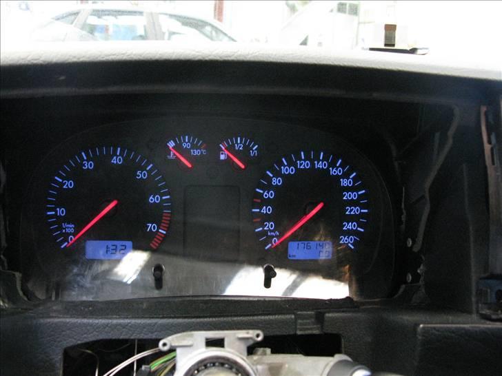 VW Golf III - Så er Golf 4 speedometer ved at være på plads. billede 14