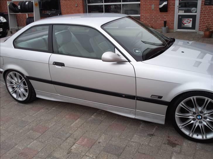 BMW e36 320 i Coupé billede 1