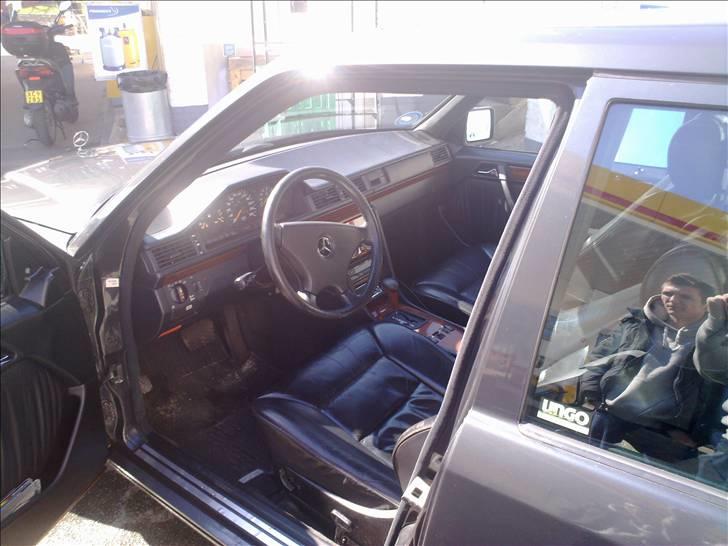 Mercedes Benz E 260  W124 Solgt billede 4