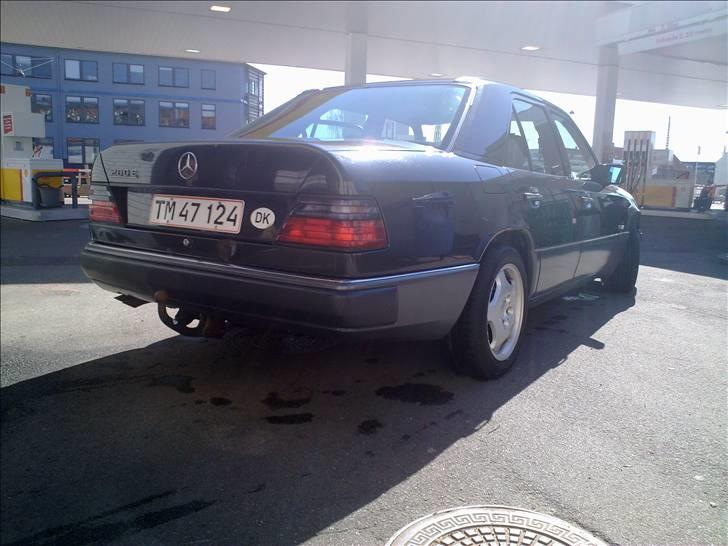 Mercedes Benz E 260  W124 Solgt billede 5