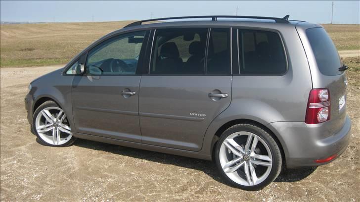 VW touran tdi united solgt billede 10