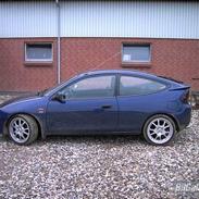Mazda 323 c (SOLGT)