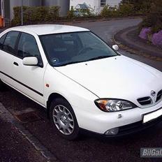 Nissan primera