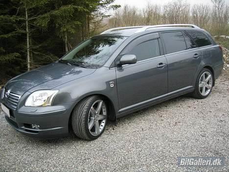 Toyota Avensis 2.0 D4D SOLGT billede 11