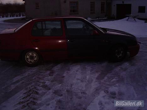 VW Vento SOLGT billede 7