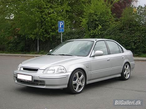 Honda 1.6 VTI T (SOLGT) billede 1