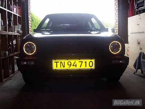 VW Golf II *SOLGT* - Angel Eyes billede 3