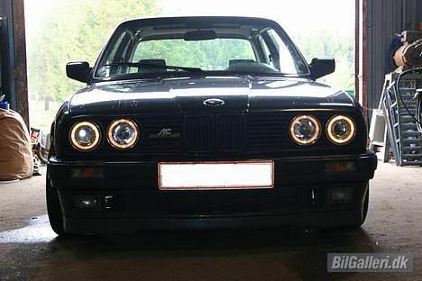 BMW 325i billede 3